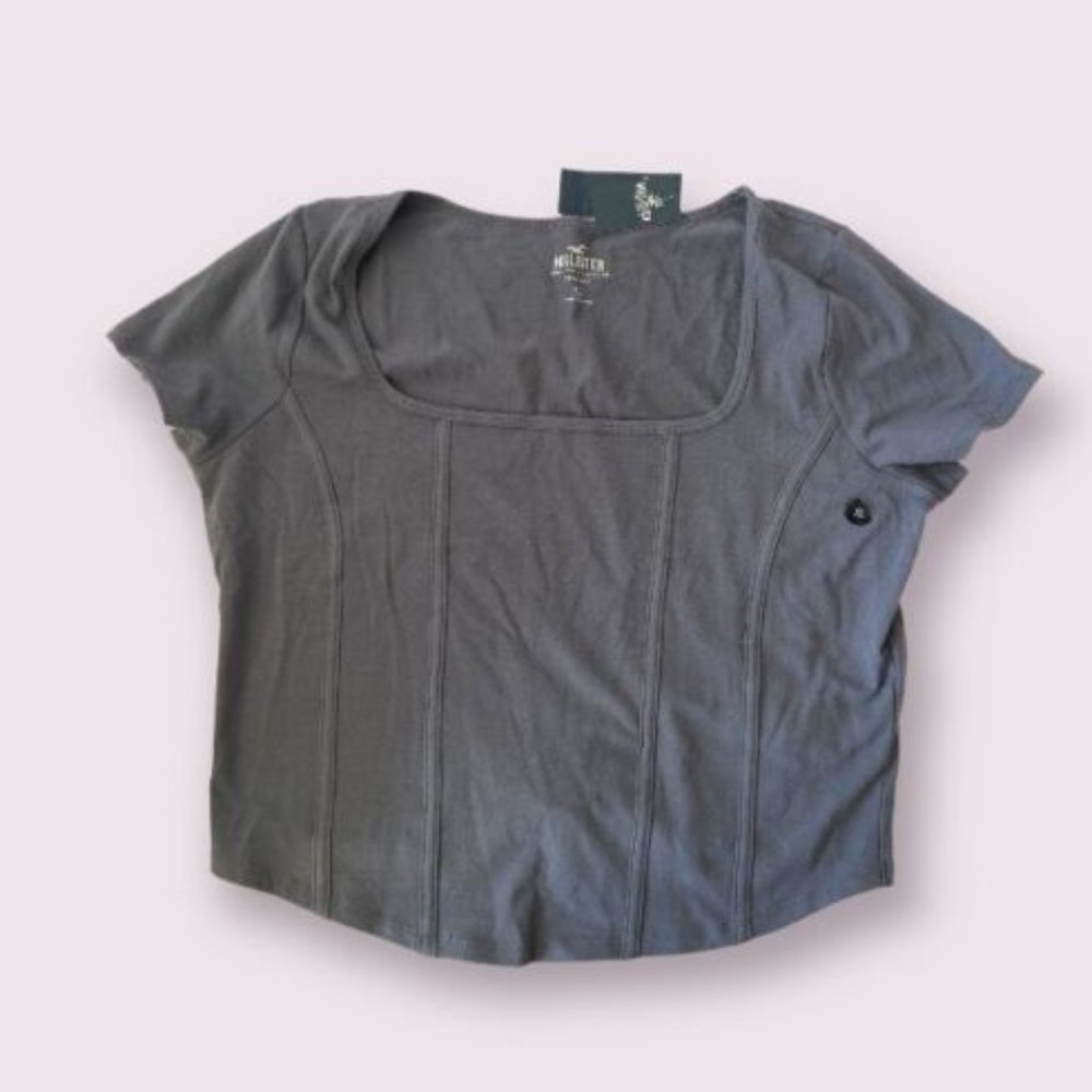 Hollister Must-Have Collection Baby Tee T-Shirt Xlarge Crop NWT